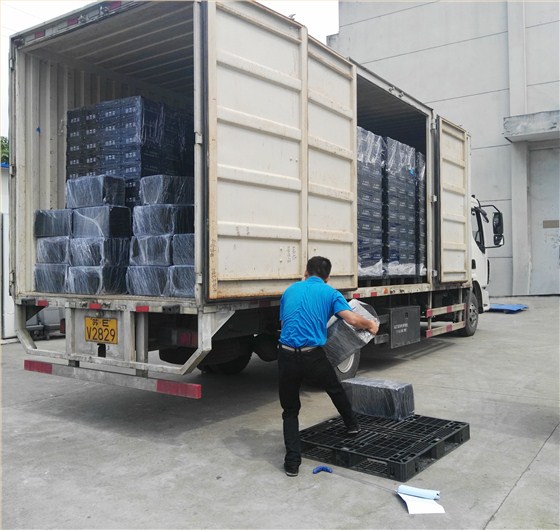 防靜電中空板周轉(zhuǎn)箱-出貨圖2