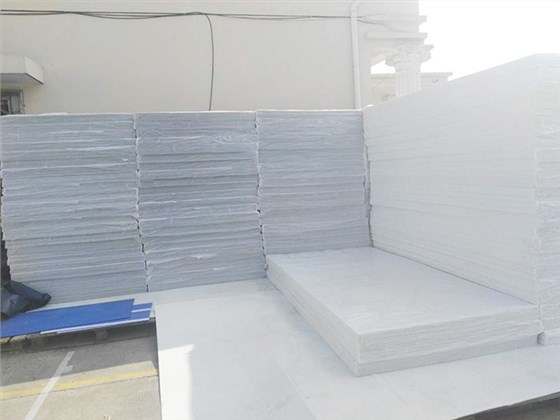 外貿(mào)中空板出貨2 外貿(mào)中空板出貨2