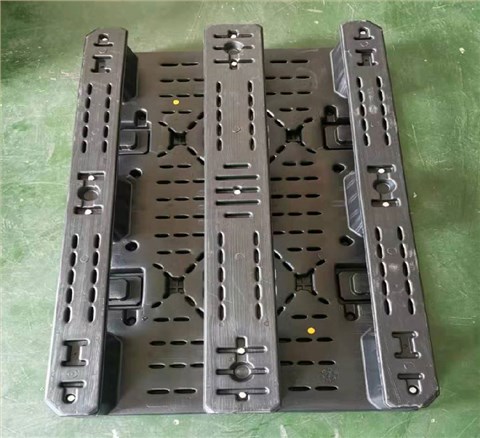 川字底托圍板箱