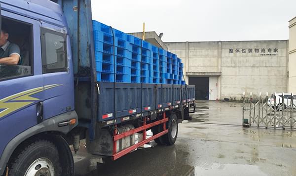 匯源塑膠定制中空板周轉(zhuǎn)箱等產(chǎn)品的服務(wù)流程？